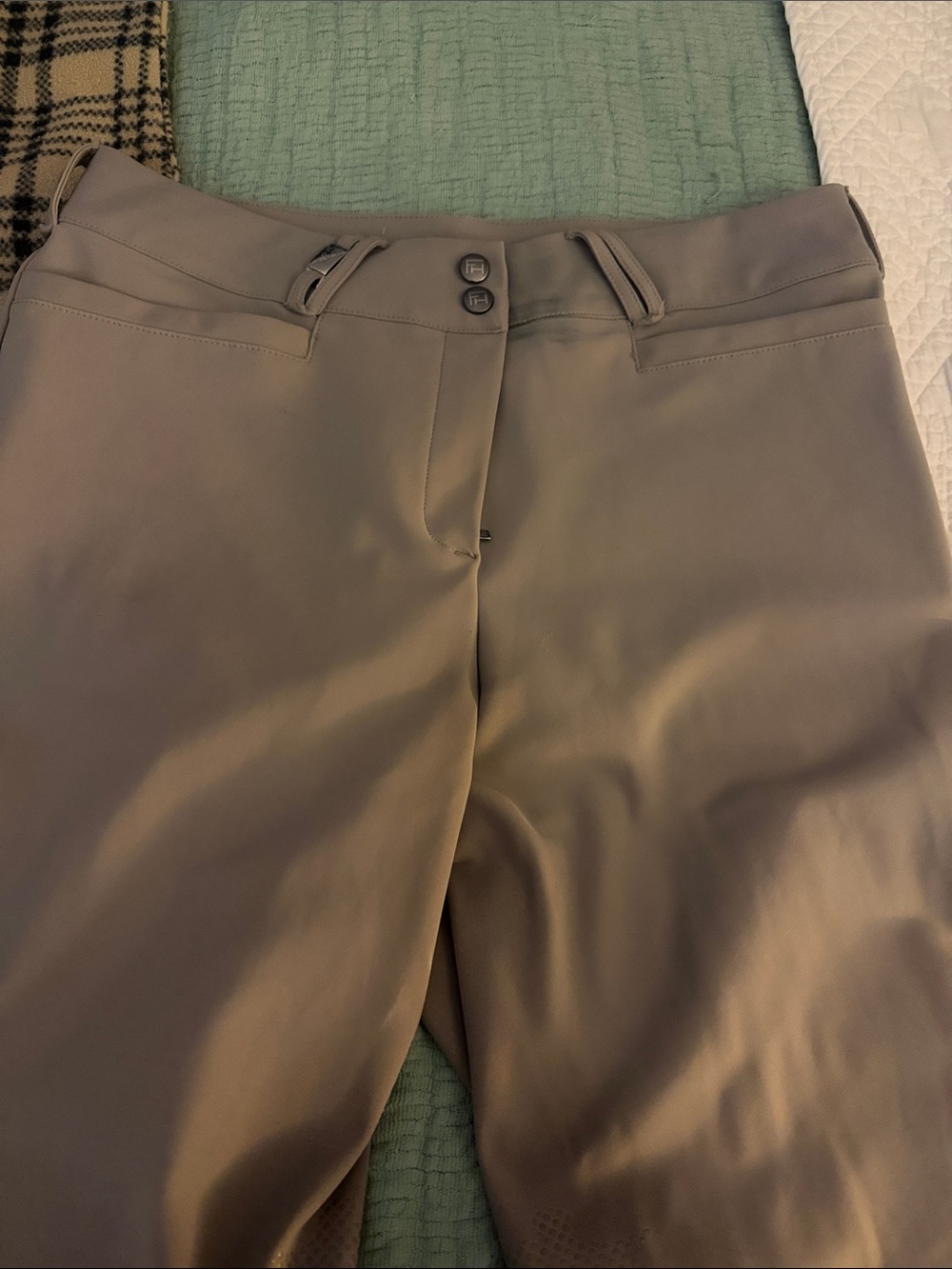 Women's Smooth Front Dress Pants in Taupe